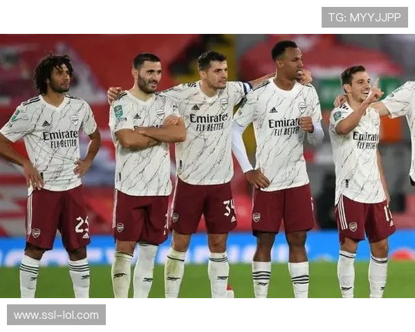 阿森纳4-0大胜利兹联，积分榜领先优势扩大至5分